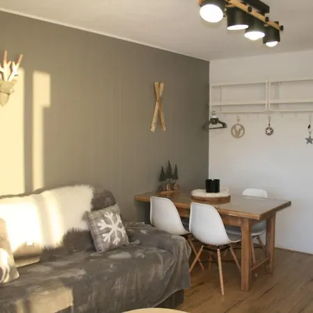 Le Flocon-studio Cabine-balcon 4-6 Pers A 100m Des Pistes *
